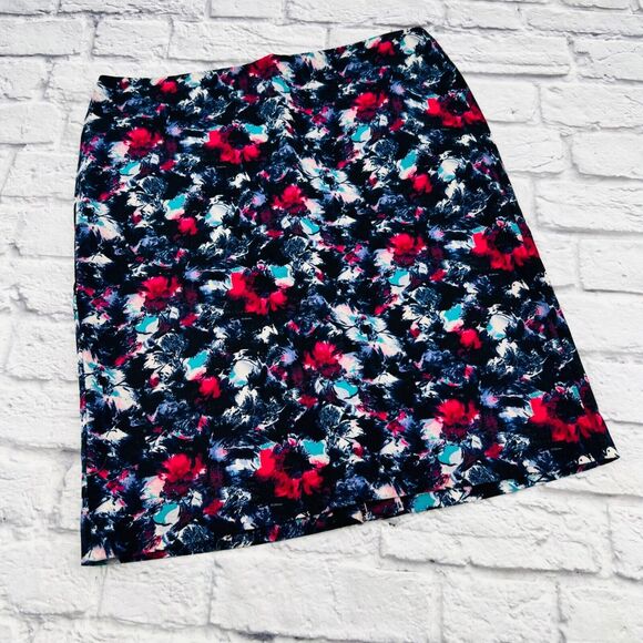 Talbots Knee Length Pencil Skirt 12 Petite Black Floral Abstract Canvas Stretch - Picture 1 of 9